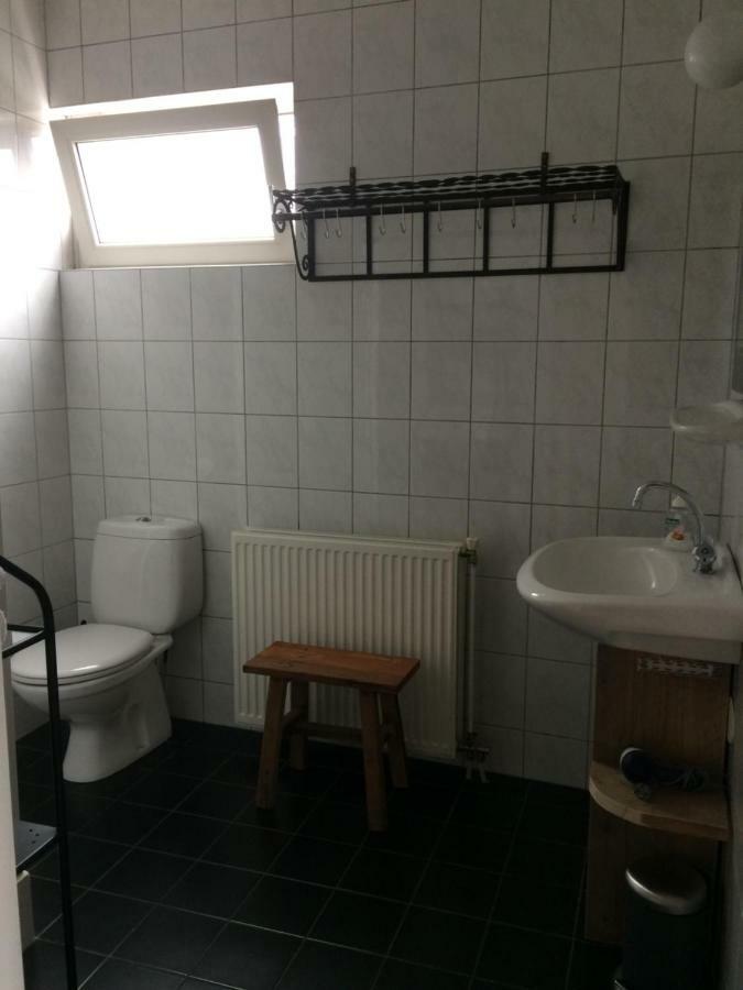 Gastenverblijf Door De Poort Tilburg Luaran gambar